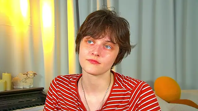 RitaRoses online show from June 9, 6:19 pm