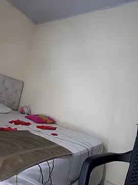 franchezkacarsonn online show from May 16, 11:31 am