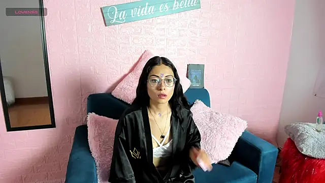 Snapshot of Kat_santana chatting on April 10, 8:46 pm Kat santana online show from April 10, 8:46 pm