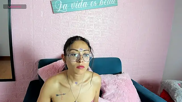 Snapshot of Kat_santana chatting on April 11, 8:46 pm Kat santana online show from April 11, 8:46 pm