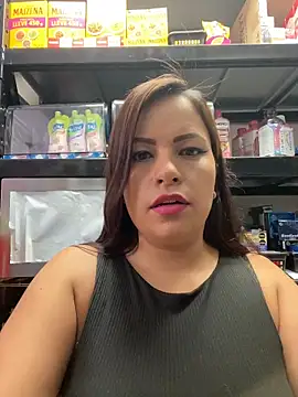 MIA ROSSEEE online show from June 3, 1:03 pm