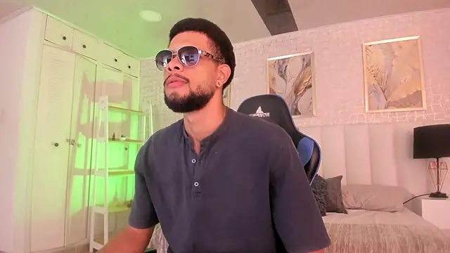 cero khalifa online show from April 22, 8:32 pm