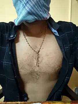 bullhottamil online show from April 11, 4:00 pm