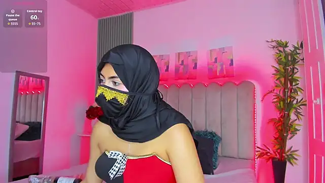 Layla amirah online show from May 5, 3:03 am
