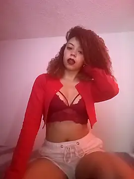 SweetJeii online show from April 28, 3:28 pm