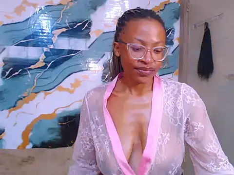 caramelchoco69 online show from July 12, 4:42 pm