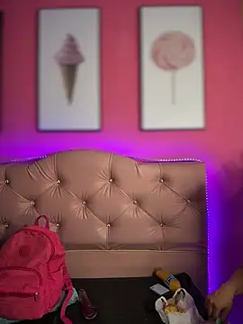 Snapshot of Tessa_LS chatting on April 10, 1:38 pm Tessa LS online show from April 10, 1:38 pm