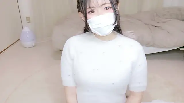 Satomi nn online show from April 23, 4:24 am