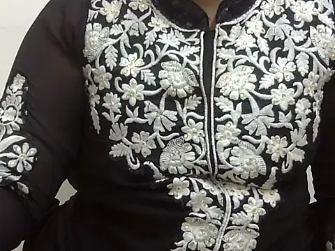 Maryam Ji online show from April 9, 11:26 am