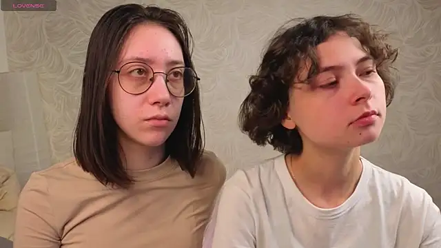 AllisonKierce online show from May 21, 3:24 am