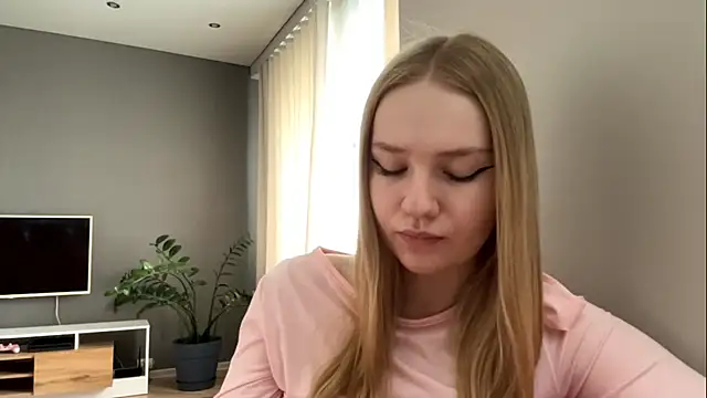 Snapshot of PlasaRima chatting on June 12, 11:14 pm PlasaRima online show from June 12, 11:14 pm