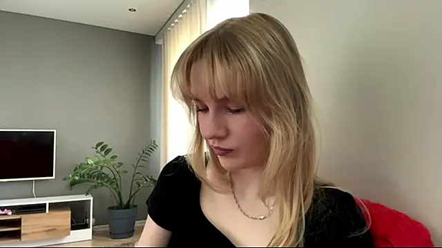 Snapshot of PlasaRima chatting on June 16, 11:40 pm PlasaRima online show from June 16, 11:40 pm