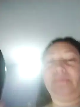 Snapshot of Dayis_2 chatting on April 21, 6:34 pm Dayis 2 online show from April 21, 6:34 pm