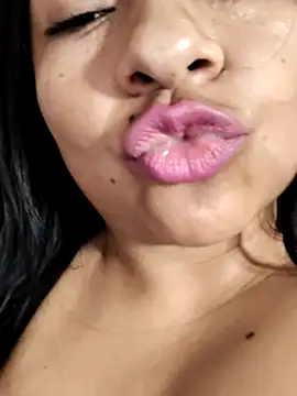 alisonnturbay online show from July 8, 2:05 am
