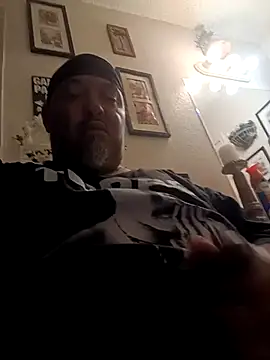 MrBustNut2026 online show from April 30, 8:15 pm