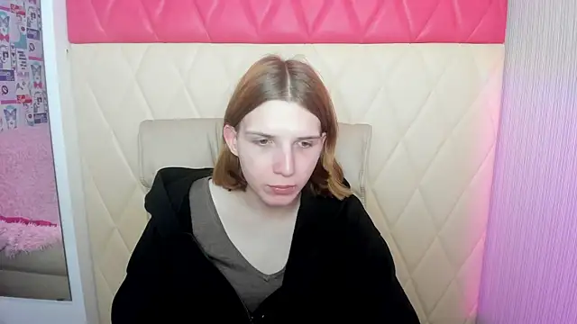 xSophieexx online show from April 20, 1:19 am