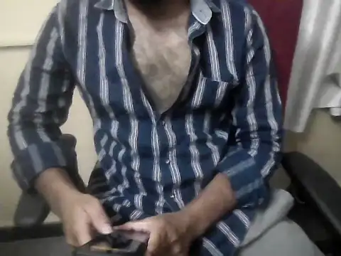 desimuslimboy4uncles online show from April 13, 1:27 pm