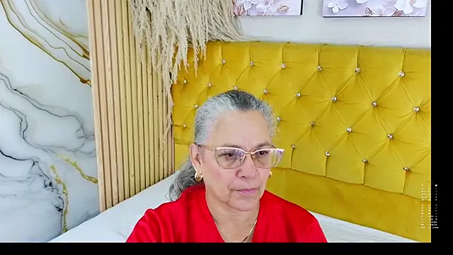 Misevie online show from May 13, 3:04 am