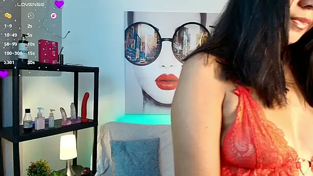 Luna Ferrer10 online show from May 30, 6:27 pm