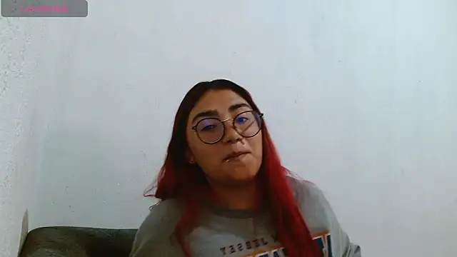 lucyheart 8 online show from May 12, 2:52 am