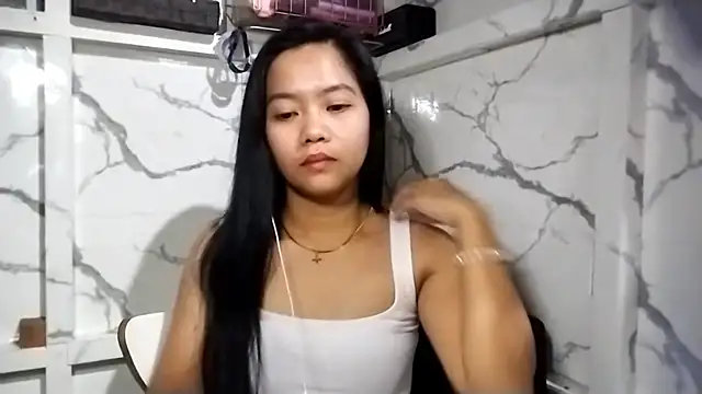 TammaraOlerud online show from April 13, 1:16 pm