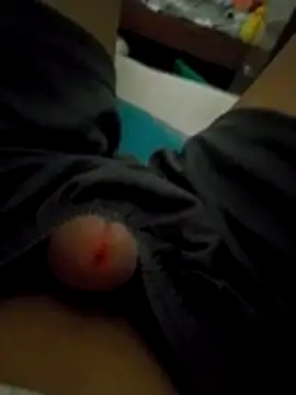 Snapshot of thichgaidambu chatting on April 10, 6:51 am thichgaidambu online show from April 10, 6:51 am