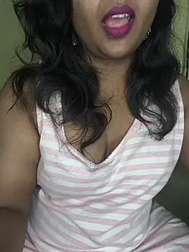Snapshot of ur_love_kannada1 chatting on July 25, 8:34 am ur love kannada1 online show from July 25, 8:34 am