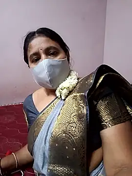 Tamilaunty35 online show from May 8, 6:13 pm