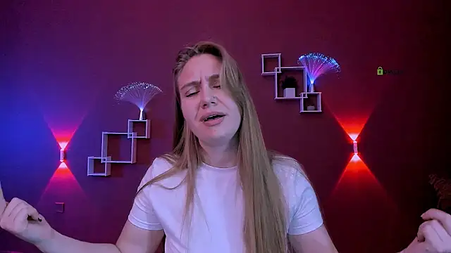 hanna dream0 online show from May 17, 1:14 am