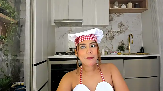 Mallory Lee online show from June 6, 12:21 pm