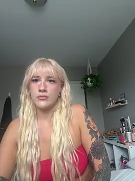 BettyBadNews online show from April 30, 5:52 pm