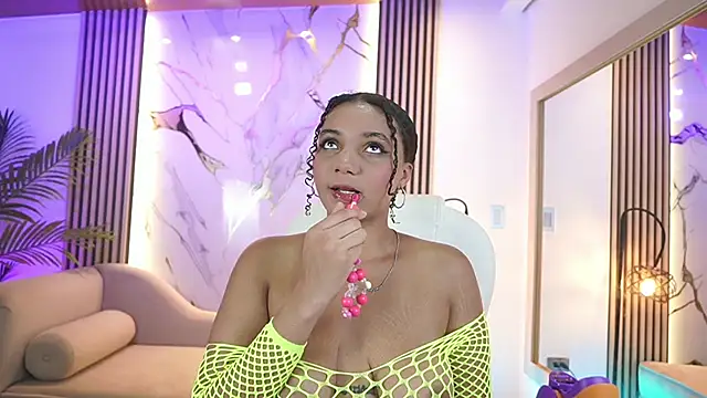 BrianaLane online show from June 9, 7:14 pm
