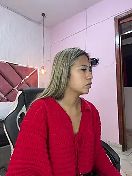 Kimmiebellarie online show from April 21, 12:22 pm
