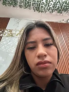 Kimmiebellarie online show from July 9, 12:42 pm