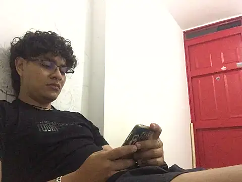 xhecho uzumaki online show from June 2, 4:03 am