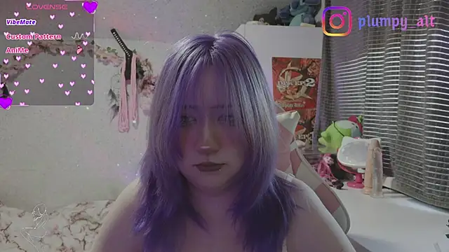 plumpy girl online show from May 3, 12:00 pm