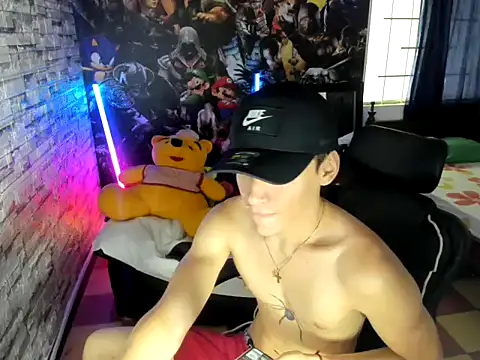 Snapshot of sebas_jusa chatting on June 23, 1:20 pm sebas jusa online show from June 23, 1:20 pm