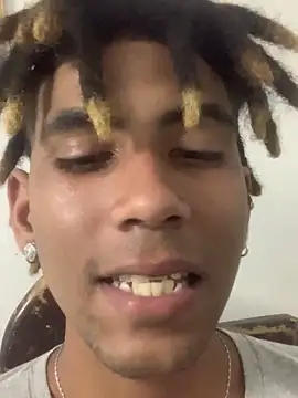 Snapshot of BABYCREAM_ chatting on April 12, 5:23 am BABYCREAM online show from April 12, 5:23 am