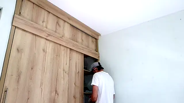 andrew 1520 online show from November 9, 8:18 pm