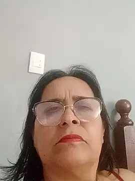 Snapshot of PienCanela chatting on April 30, 7:09 pm PienCanela online show from April 30, 7:09 pm