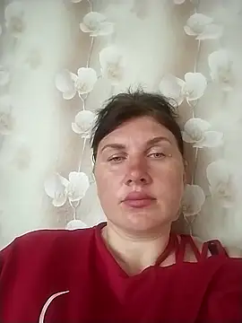 SaraDeer31 online show from April 28, 1:05 pm