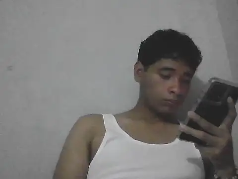 mauri zzz online show from April 12, 3:44 am