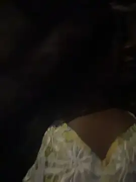 Pretty-pink online show from April 20, 1:47 pm