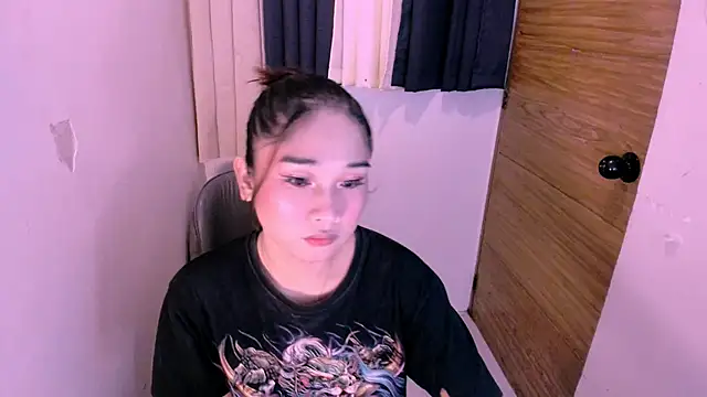 hugecock cali online show from June 3, 2:03 am