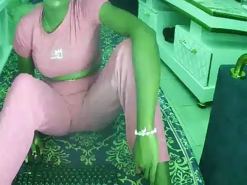 Thandolwethu08 online show from April 11, 5:06 pm