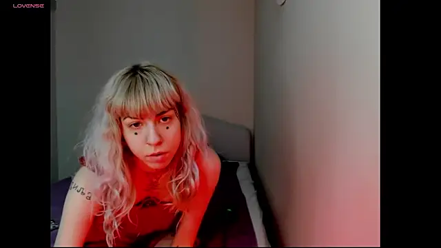 Violet Haaze online show from April 23, 11:09 am