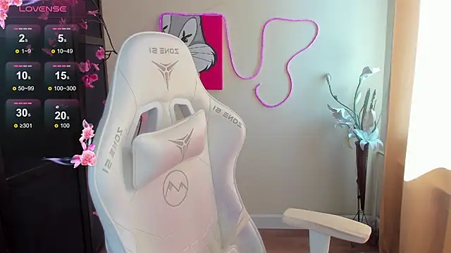 InfernoKitten online show from June 5, 2:40 am