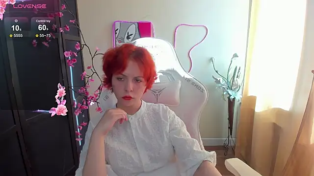 InfernoKitten online show from June 6, 1:00 am