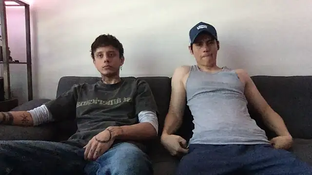 Chrixtopherobin online show from April 30, 4:02 pm
