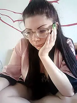 HotVWGirl online show from April 26, 3:42 pm